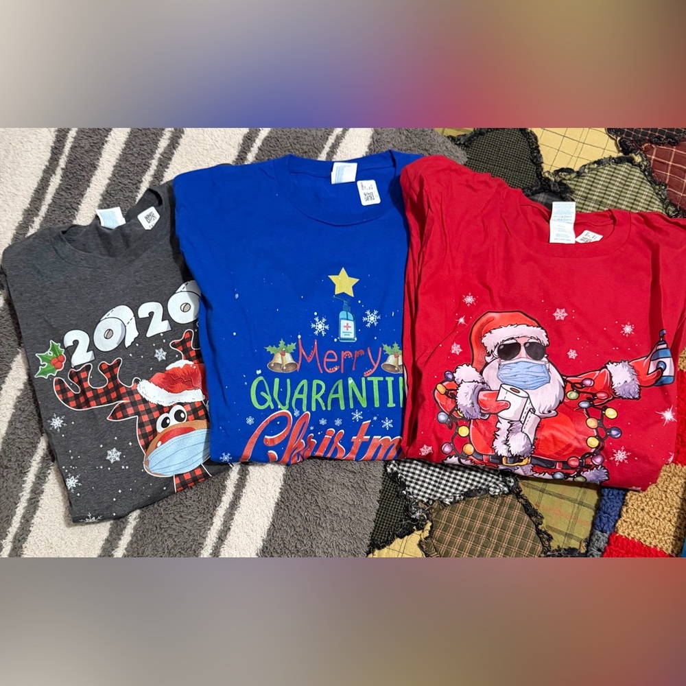 NWOT UNISEX PORT & COMPANY 2020 CHRISTMAS T-SHIRT *** (3) Shirts***